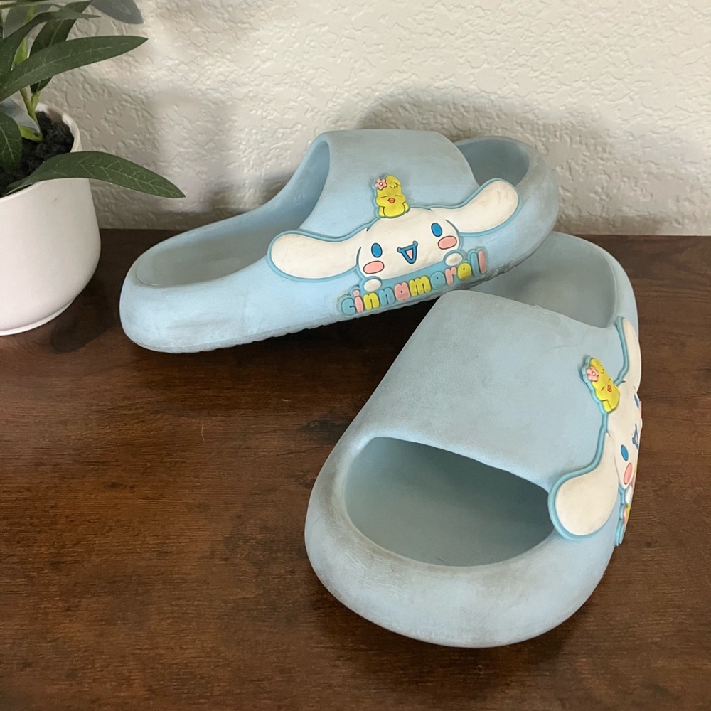 Cinnamon roll slides